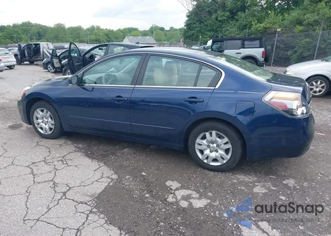 2010 Nissan Altima 2.5 S z USA, uszkodzony, nr VIN 1N4AL2APXAN408986
